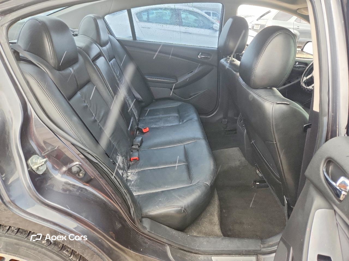 Nissan Altima 2011