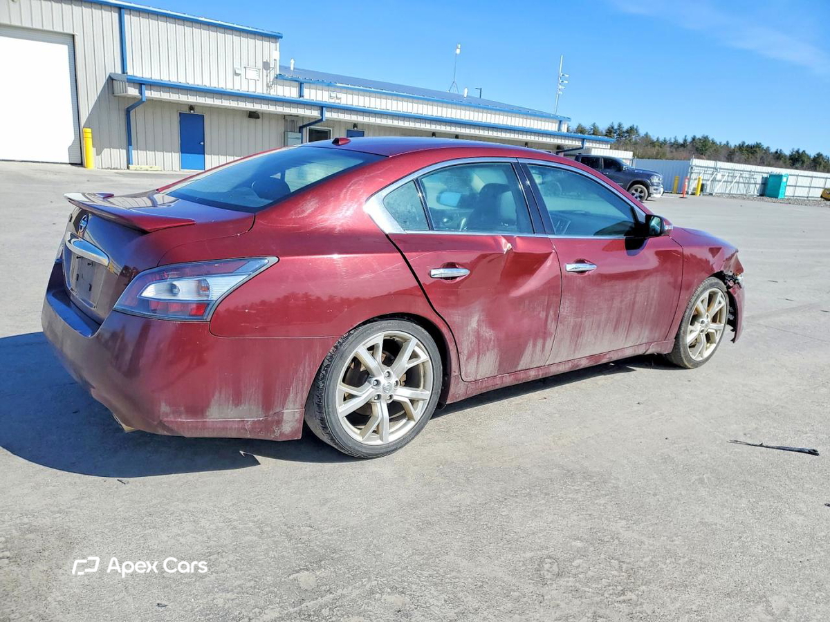 Nissan Maxima 2012