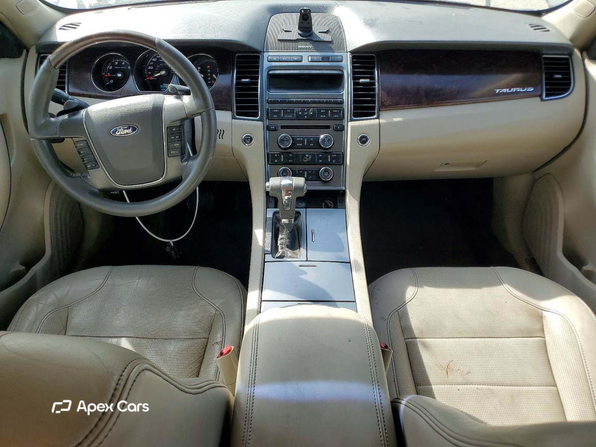 Ford Taurus 2011