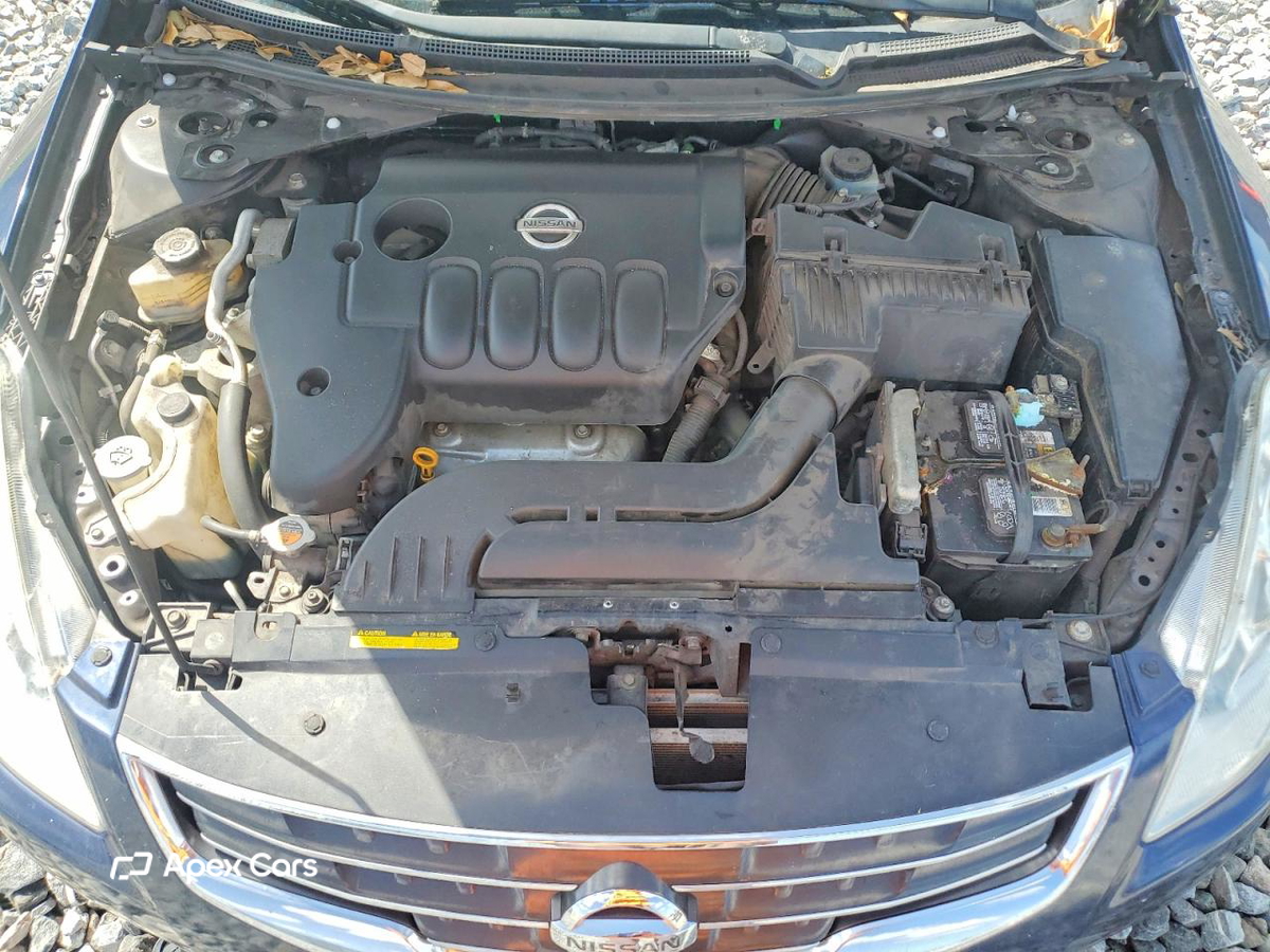 Nissan Altima 2012