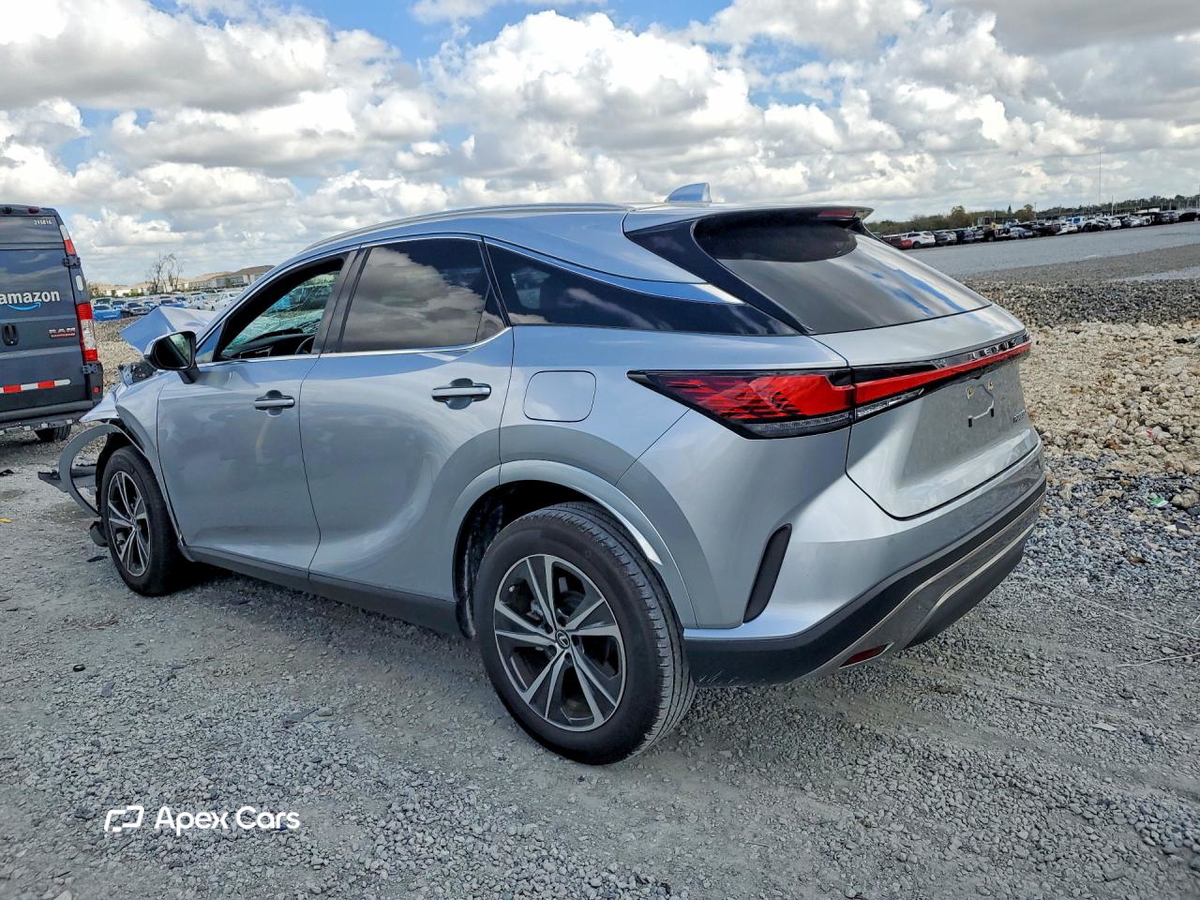 Lexus RX 2023