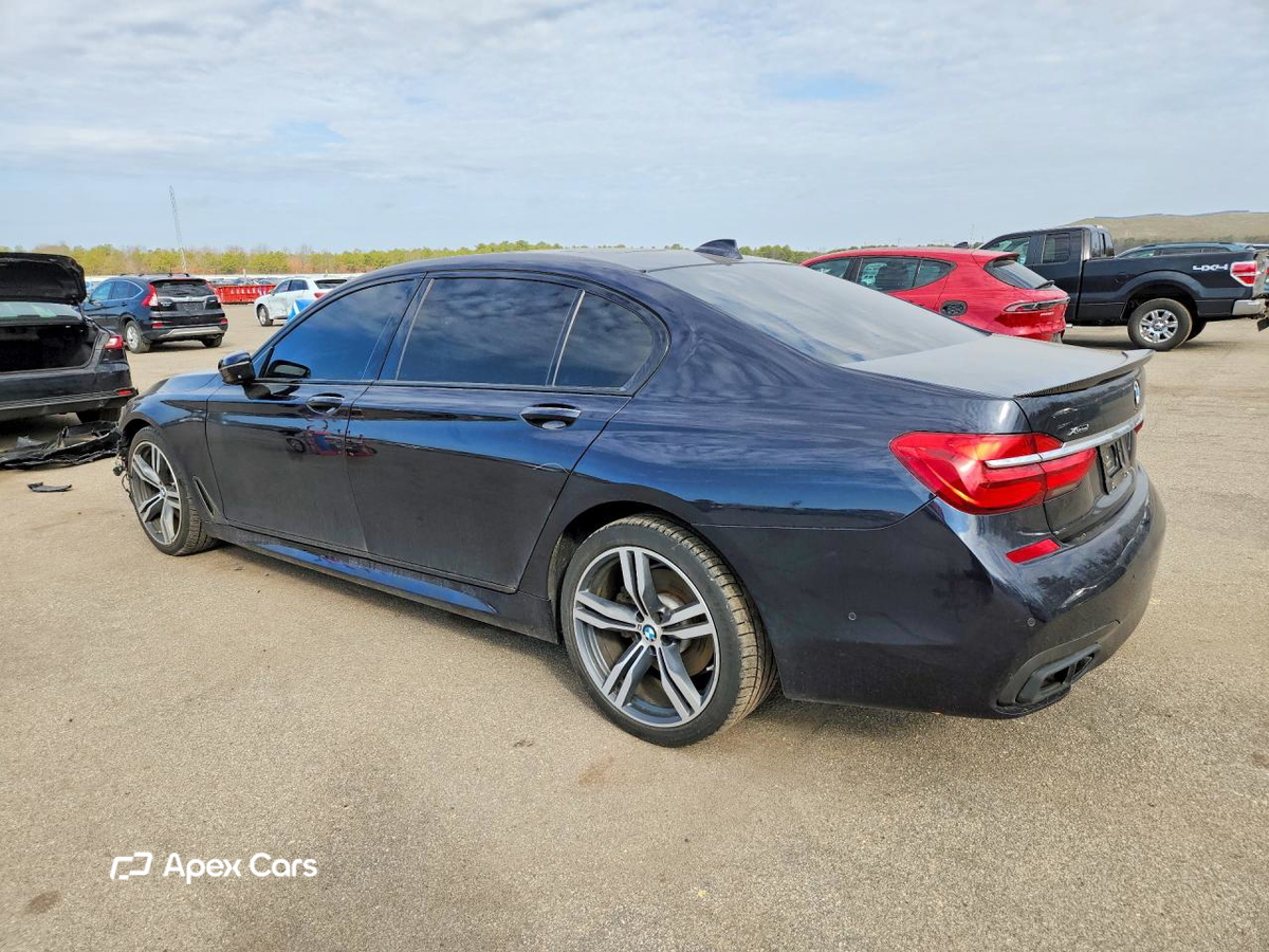 BMW Series 7 2016