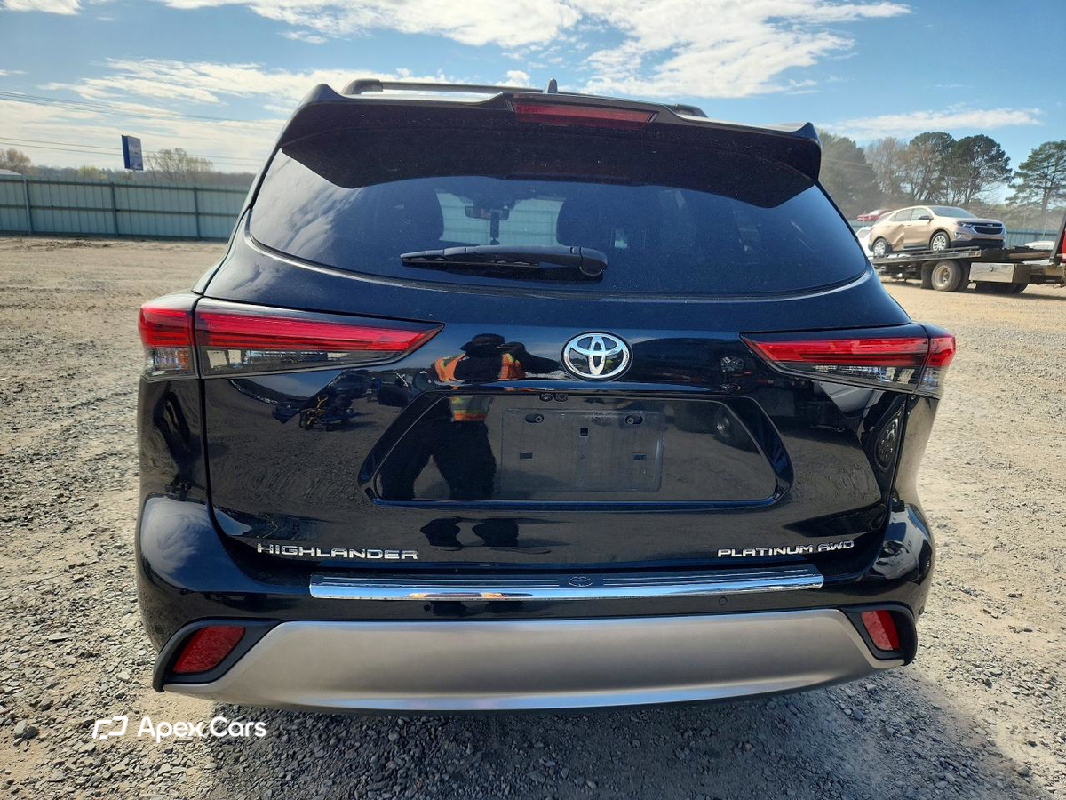 Toyota Highlander 2021