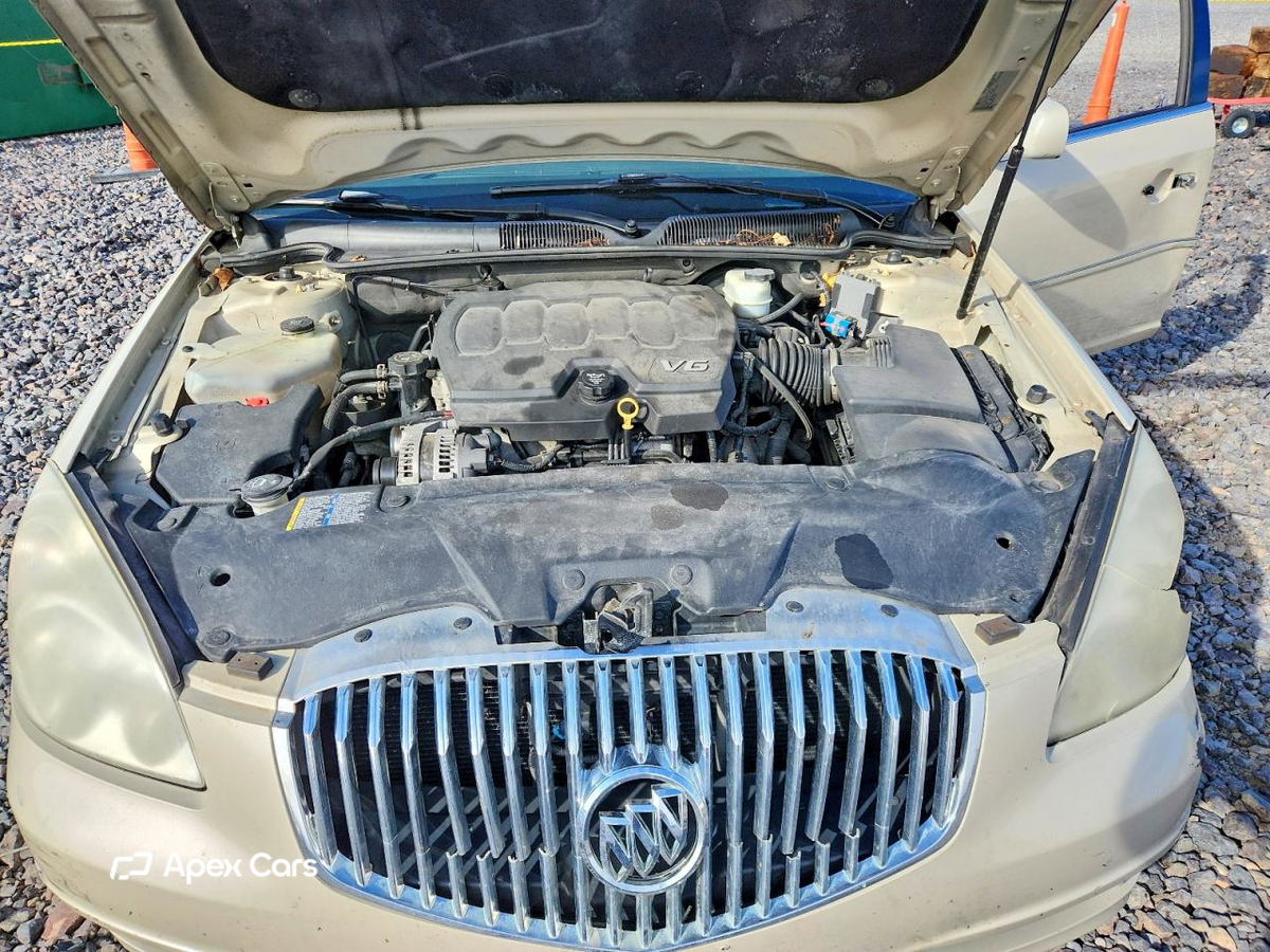 Buick Lucerne 2010