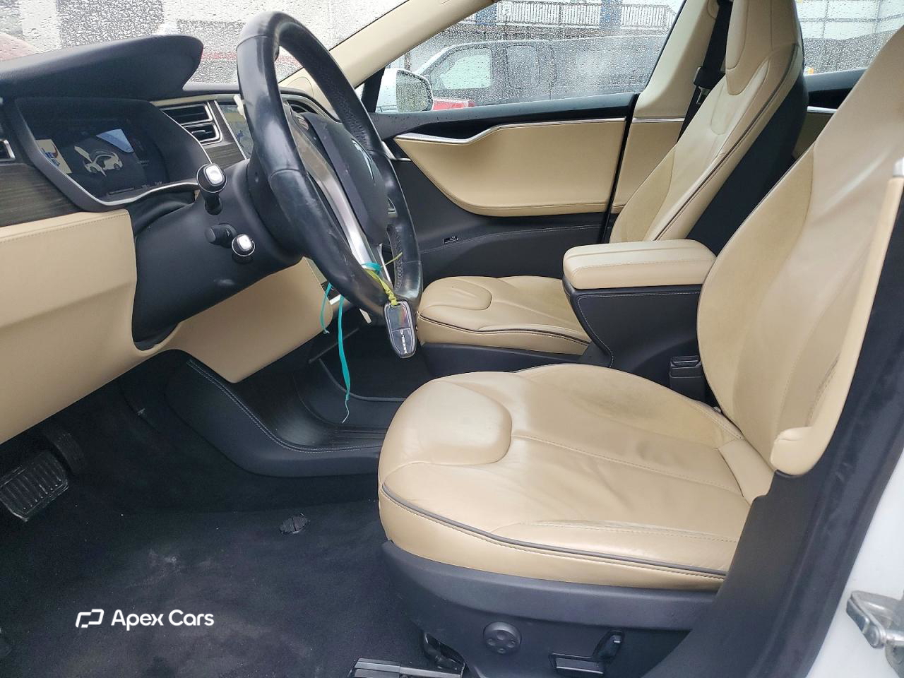 Tesla Model S 2014