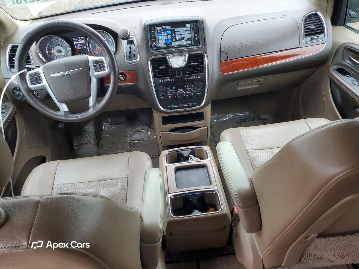 Chrysler Voyager 2013
