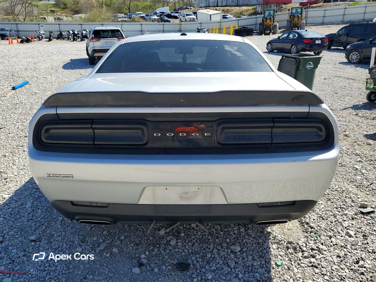 Dodge Challenger 2020