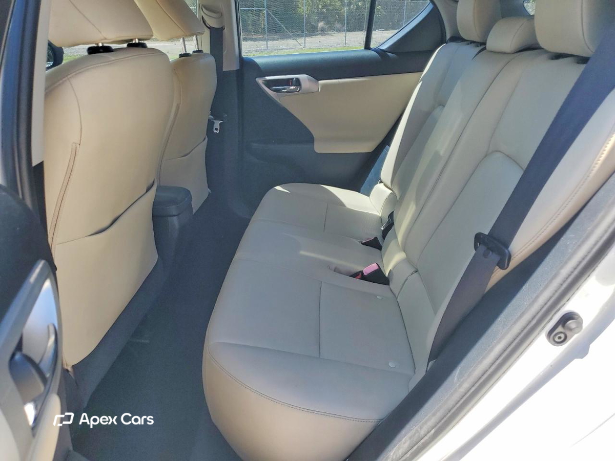 Lexus CT 2011