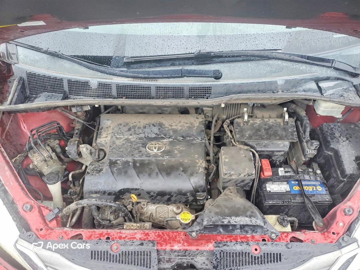 Toyota Sienna 2012