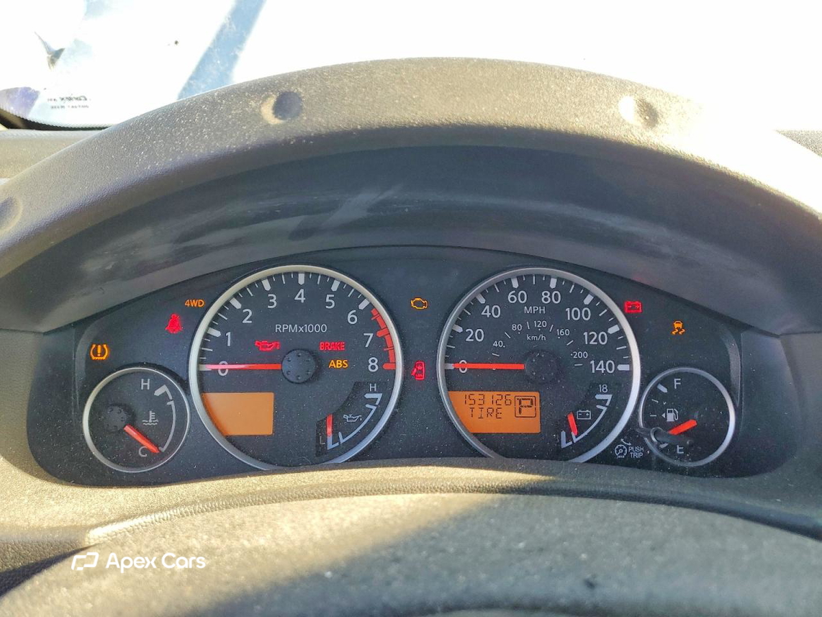 Nissan Pathfinder 2012