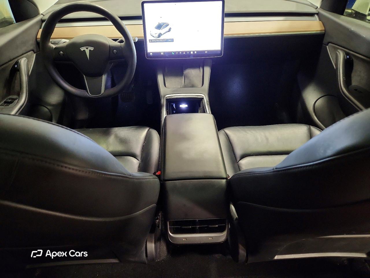 Tesla Model Y 2021