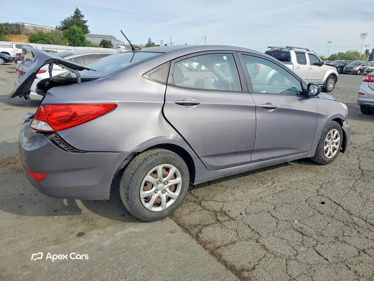 Hyundai Accent 2013