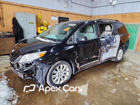 Toyota Sienna 2012 - Image 1 of 13