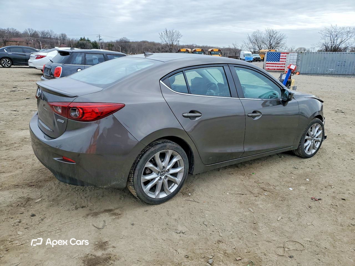 Mazda 3 2016