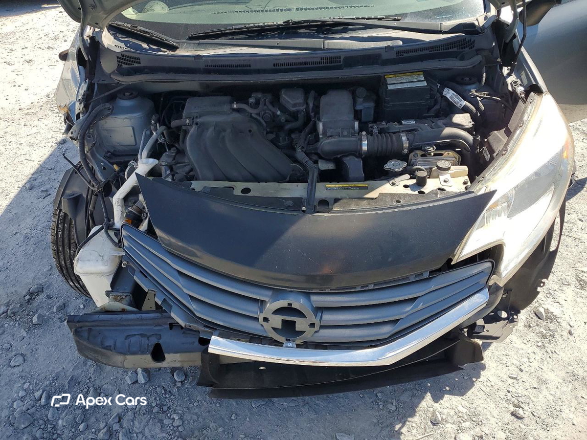 Nissan Versa 2015