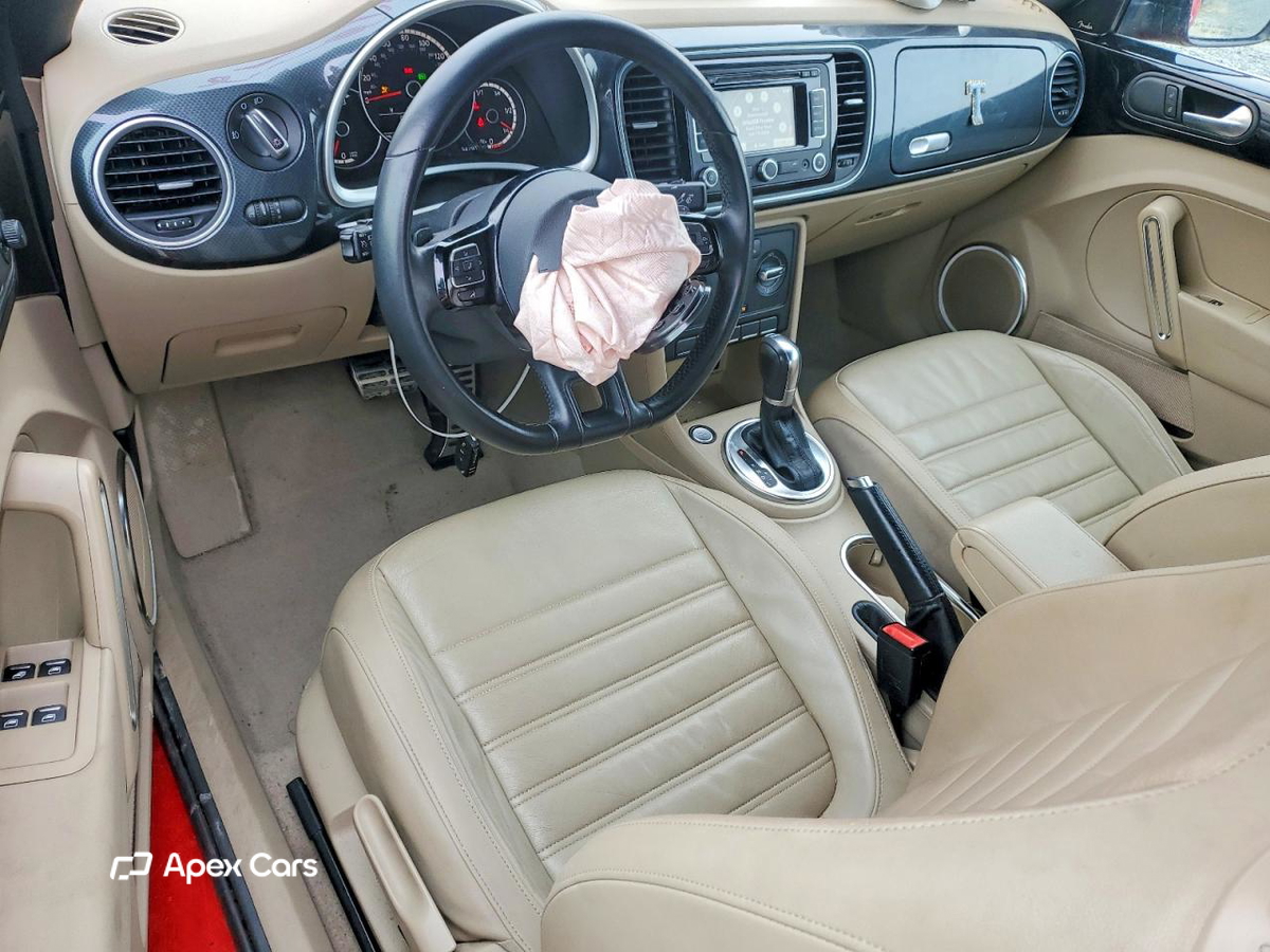Volkswagen Beetle 2013