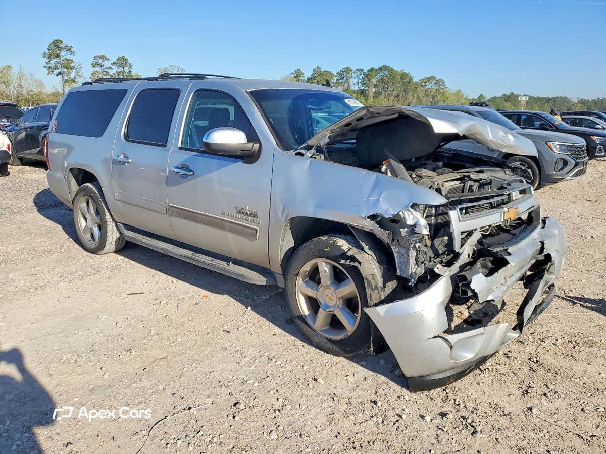 Chevrolet Suburban 2012