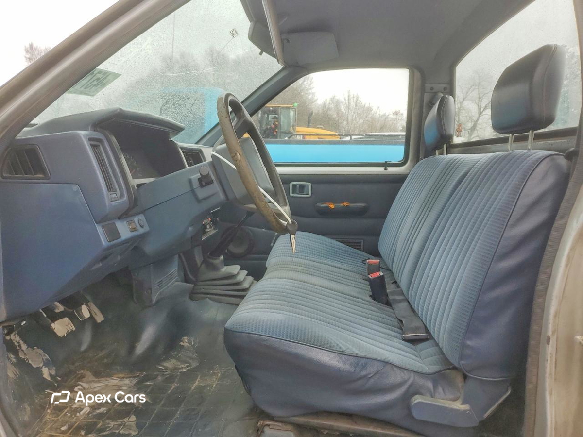 Nissan Navara (Frontier) 1993