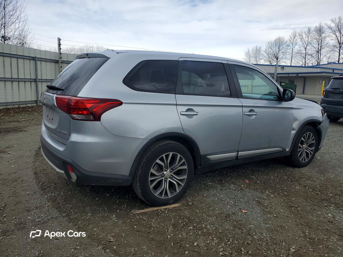 Mitsubishi Outlander 2016