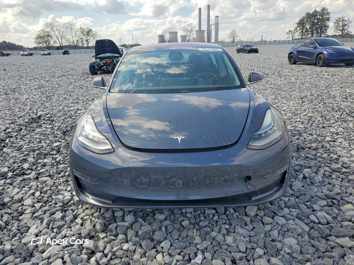 Tesla Model 3 2018