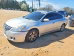 Nissan Altima 2010
