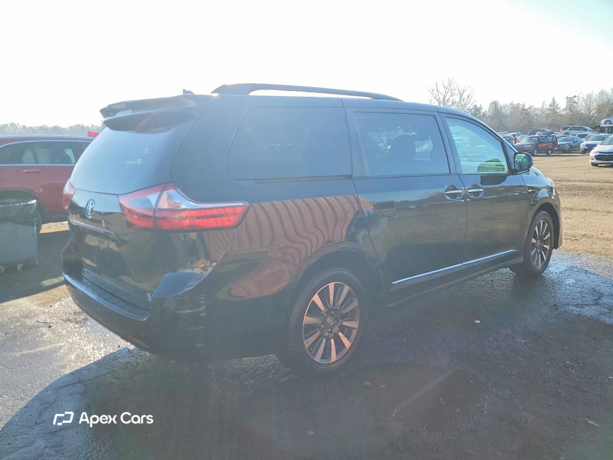 Toyota Sienna 2020