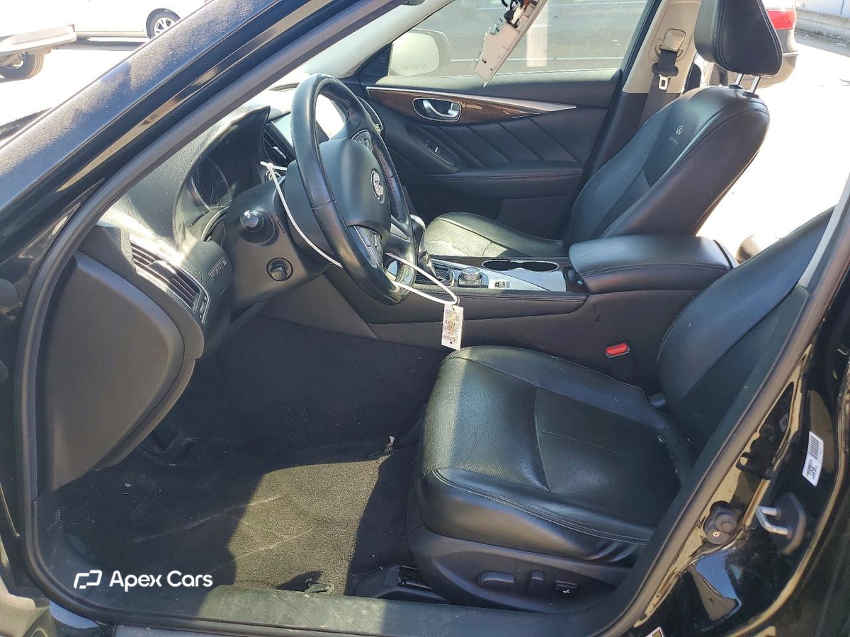Infiniti Q50 2014