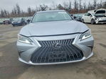 Lexus ES 2025