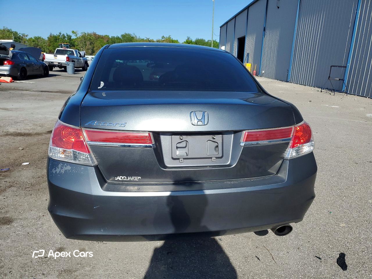 Honda Accord 2011