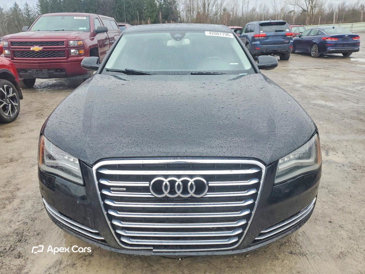 Audi A8 2011