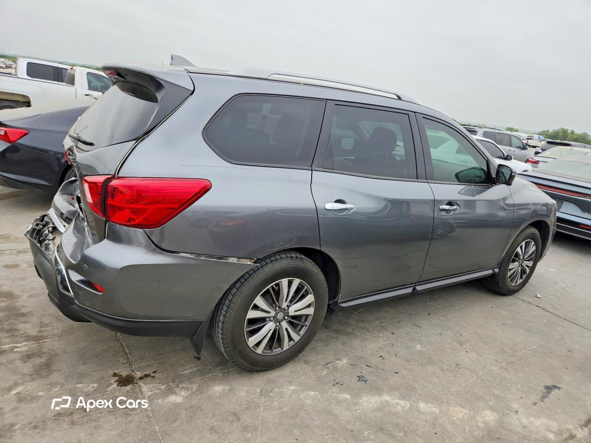 Nissan Pathfinder 2019