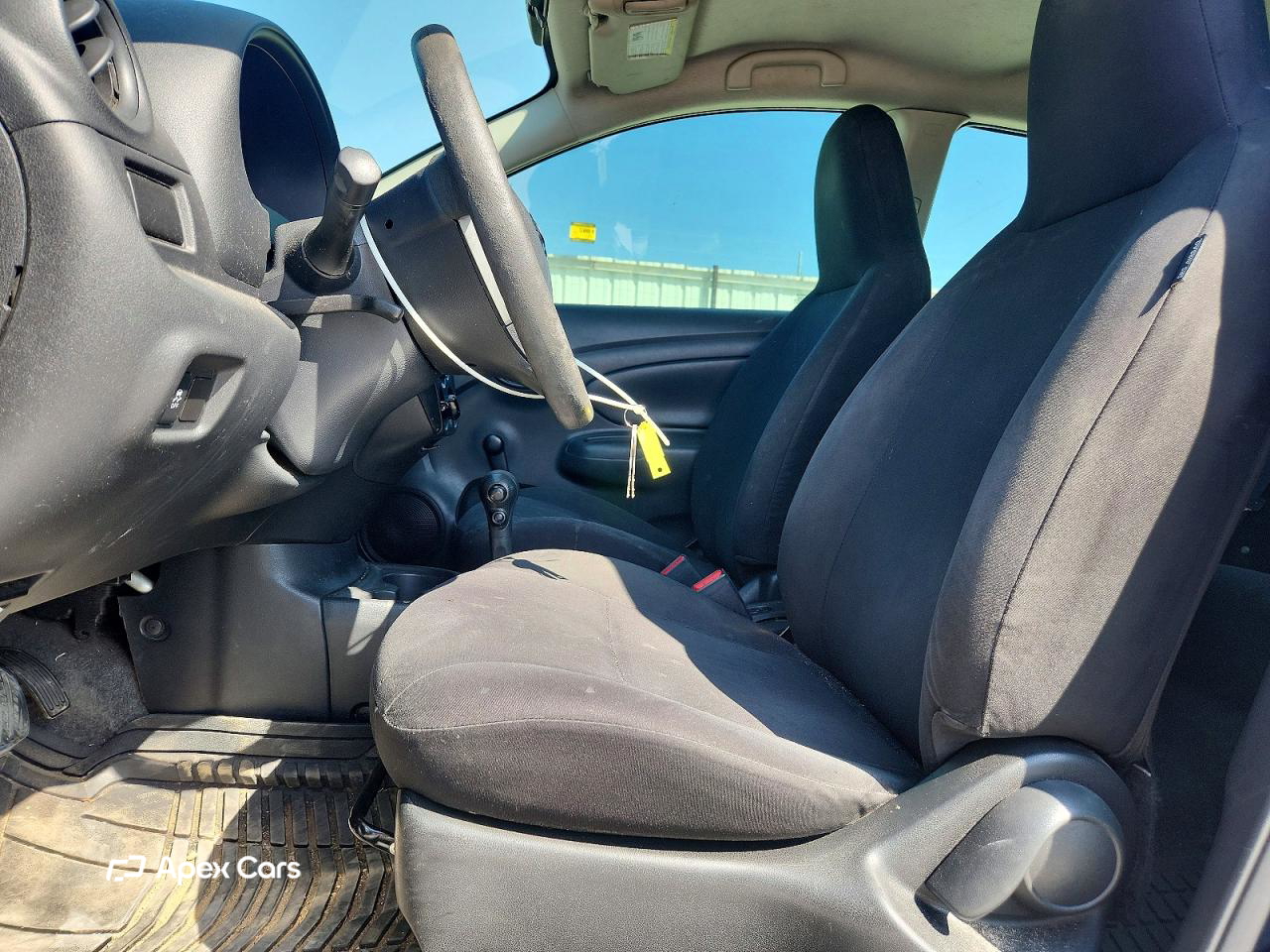 Nissan Versa 2015