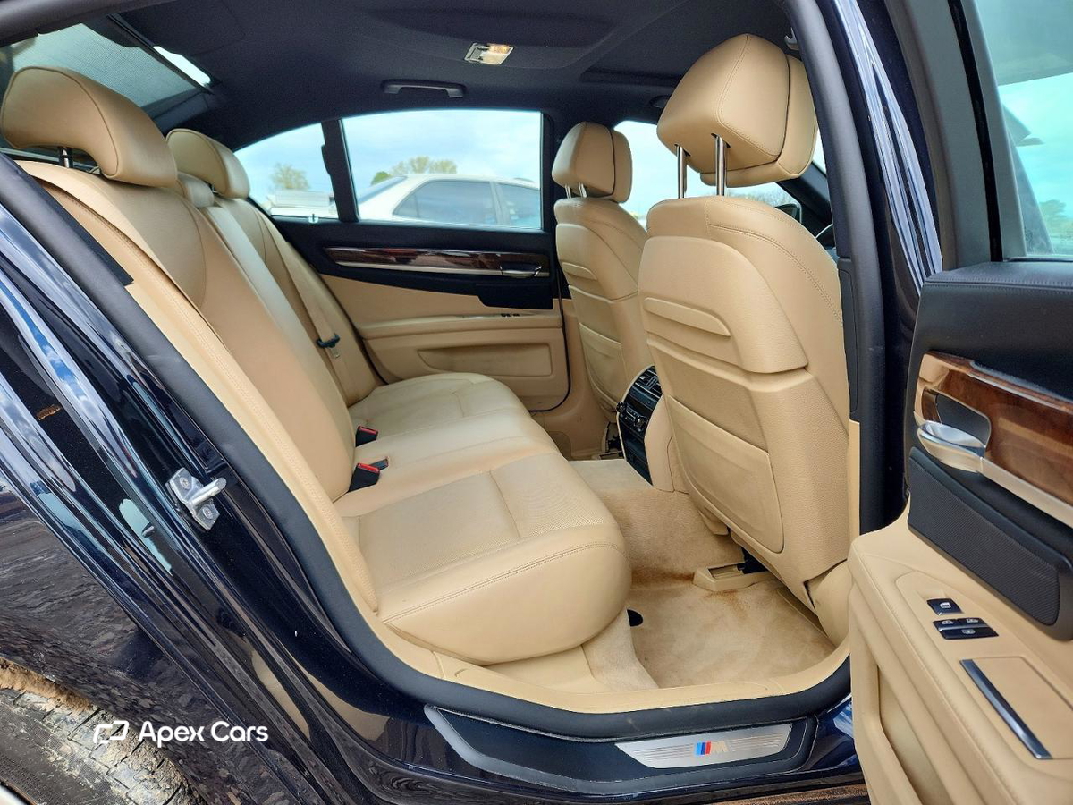 BMW Series 7 2013