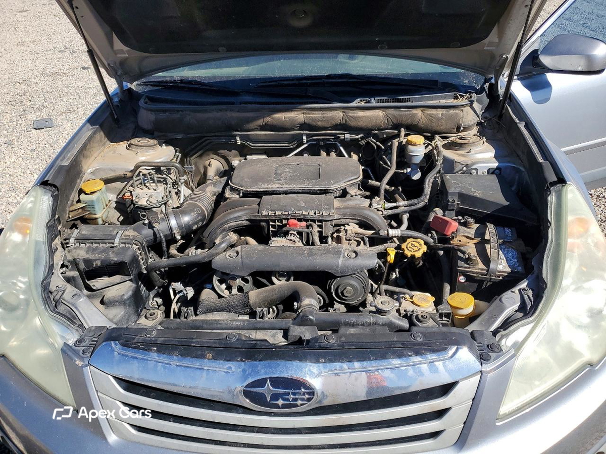 Subaru Outback 2011
