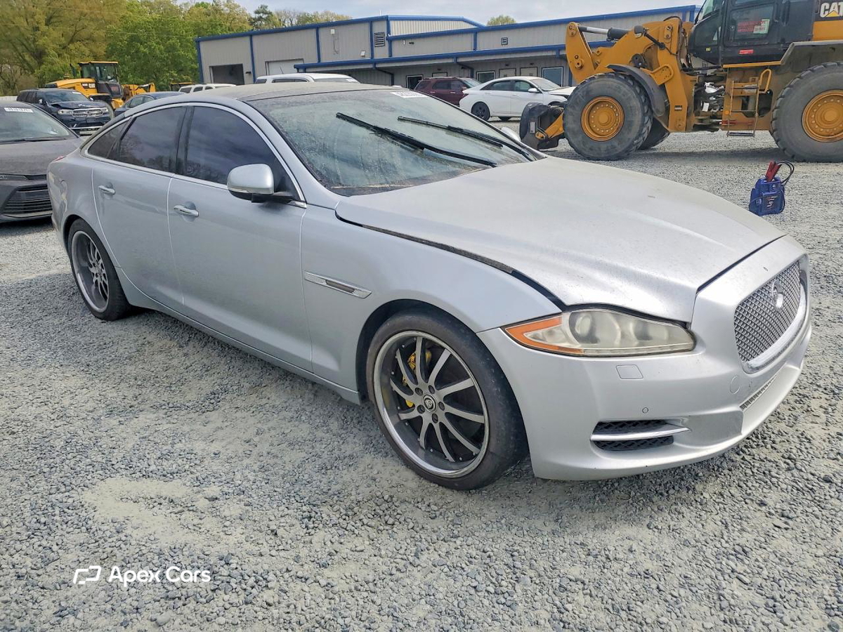 Jaguar XJ 2011