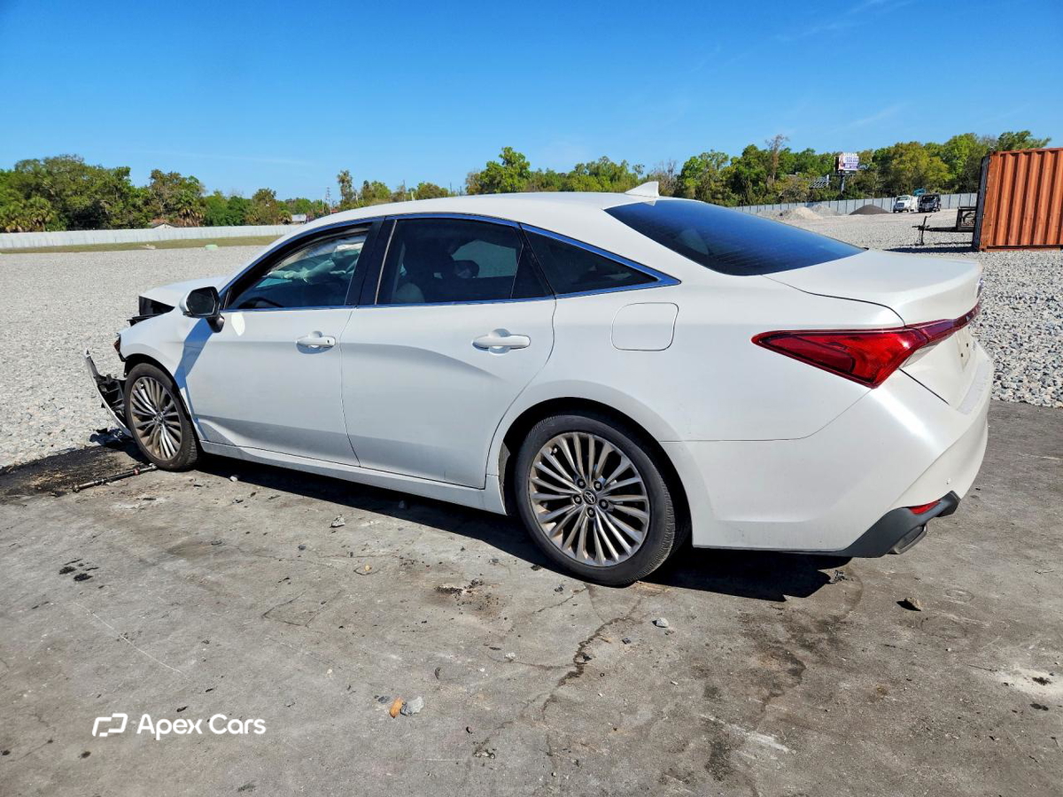 Toyota Avalon 2020