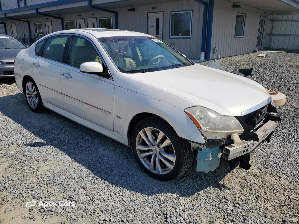 Infiniti M 2010