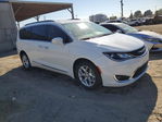 Chrysler Pacifica 2017