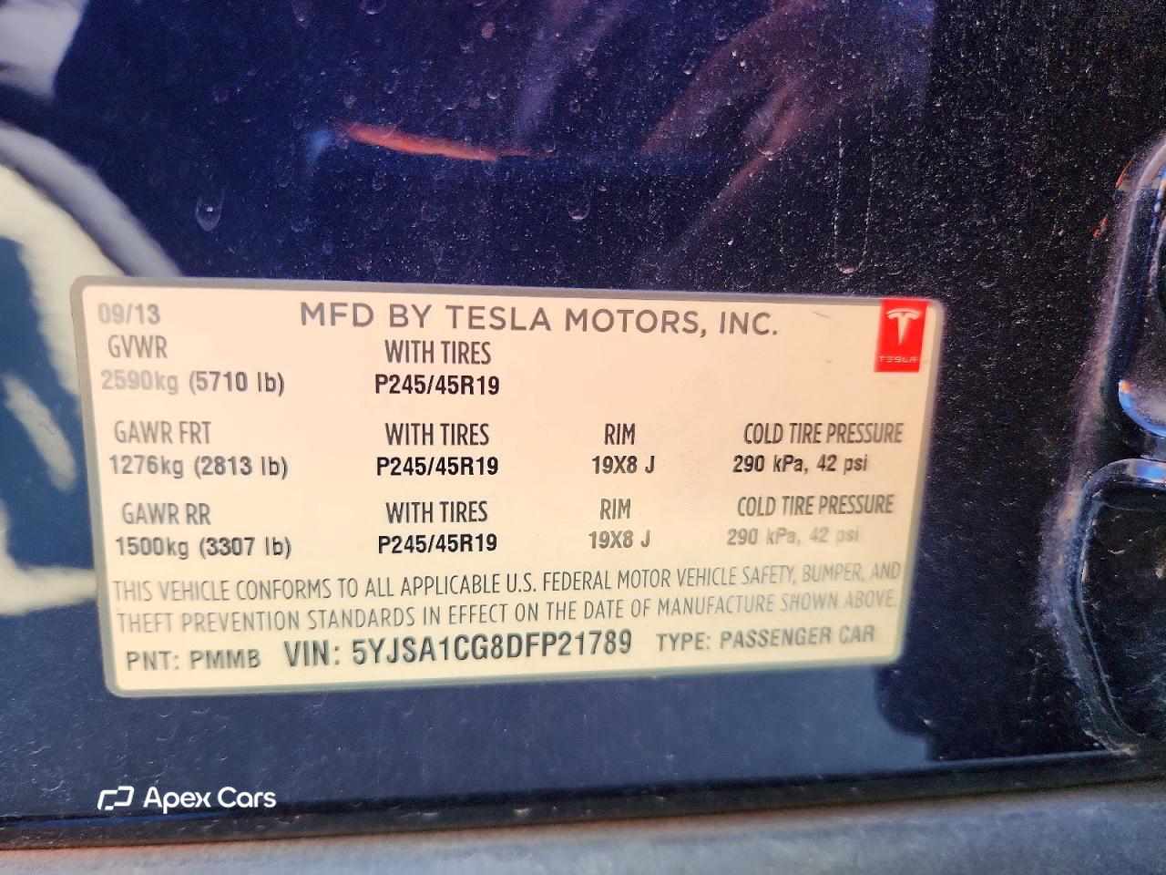 Tesla Model S 2013