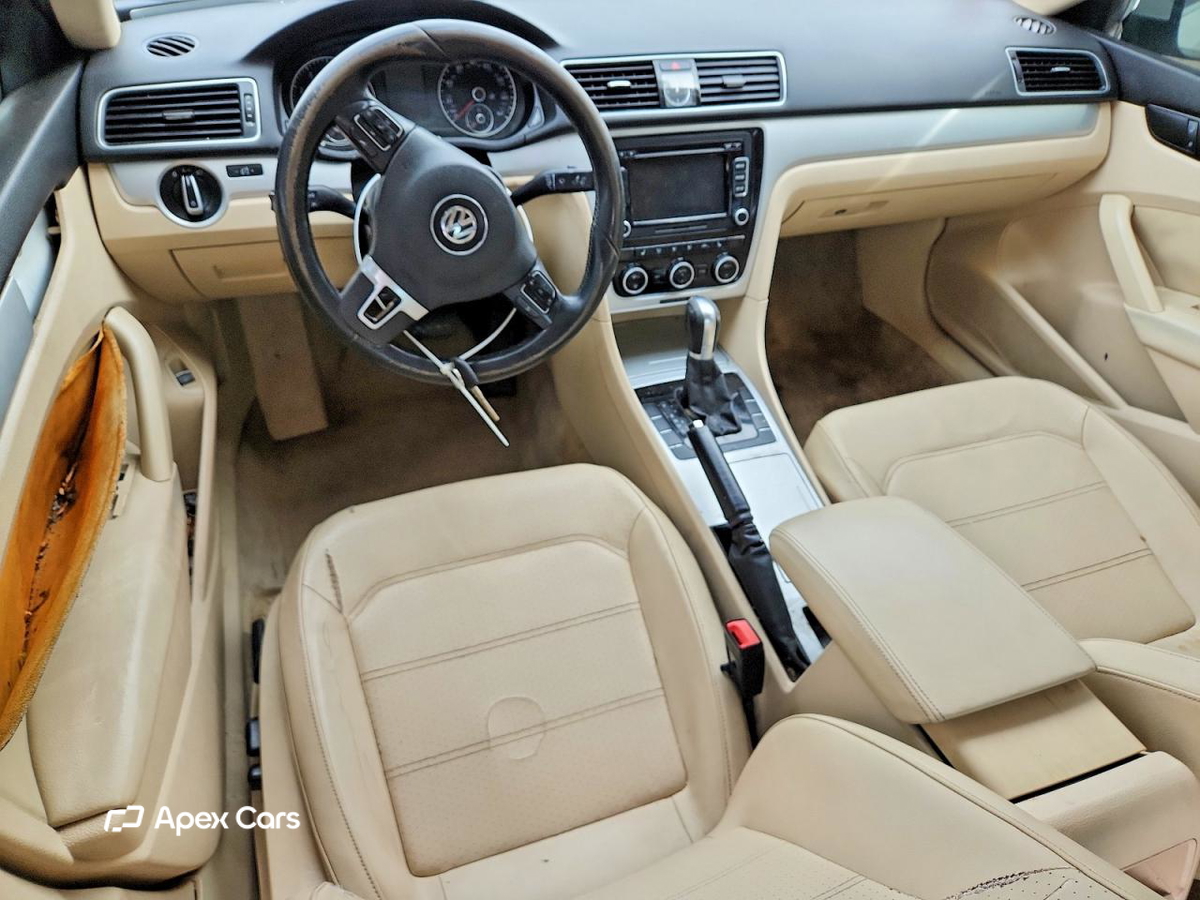 Volkswagen Passat 2012