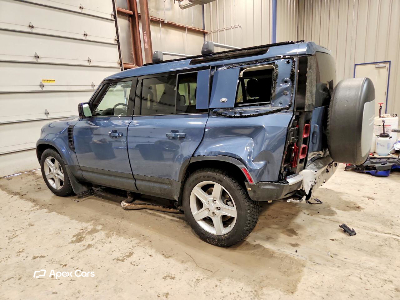 Land Rover Defender 2020