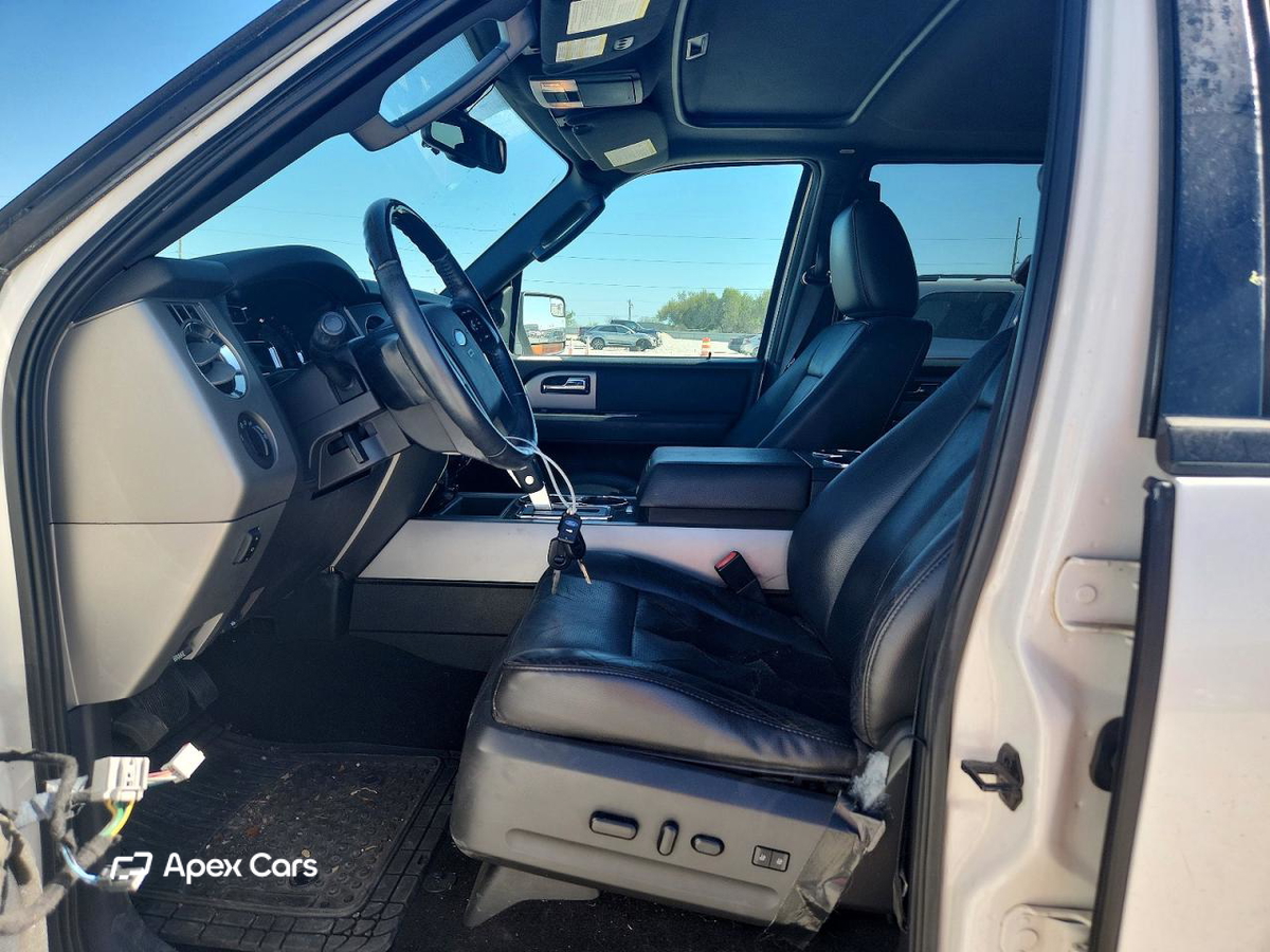 Ford Expedition 2014