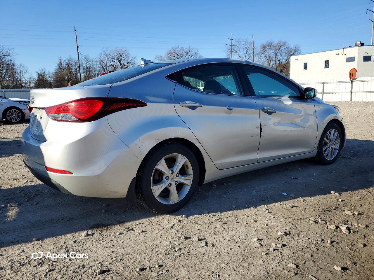 Hyundai Elantra 2016