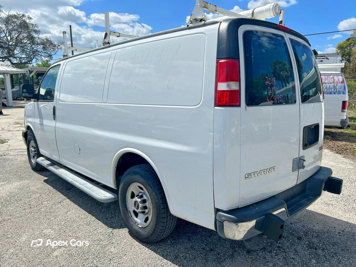 GMC Savana 2018
