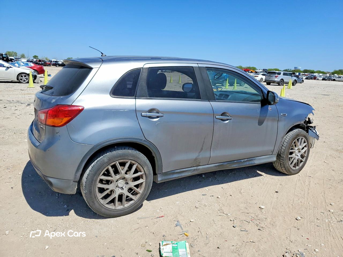 Mitsubishi Outlander 2016