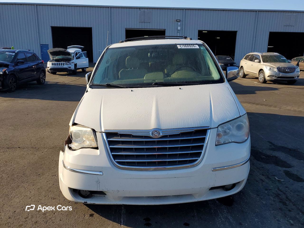 Chrysler  2010