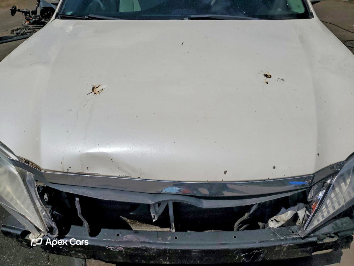 Toyota Avalon 2011