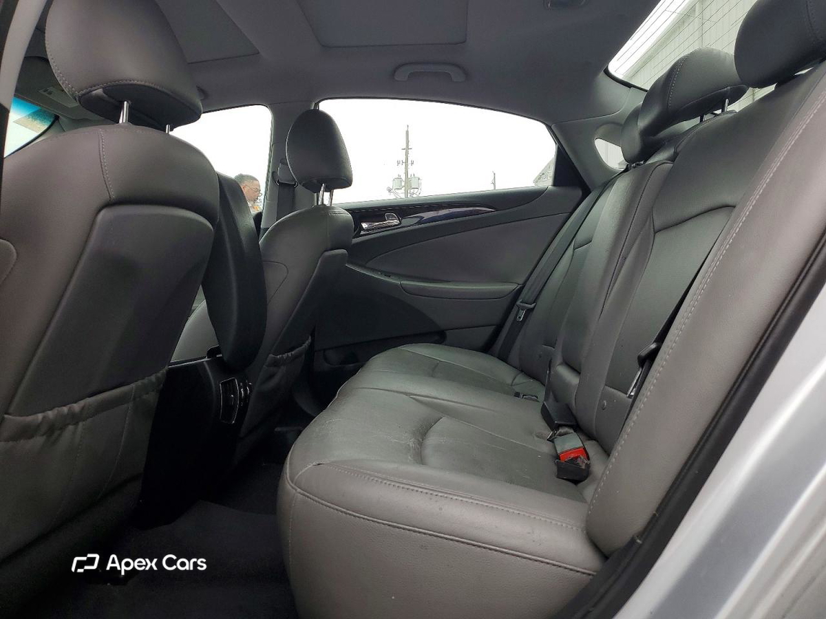 Hyundai Sonata 2013