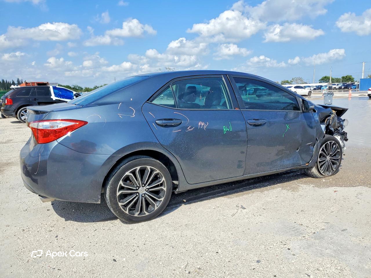 Toyota Corolla 2015