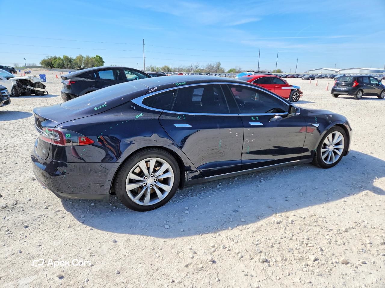 Tesla Model S 2015